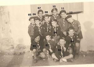 SCOUTS DE FRANCE 9 EME ORAN 17-devant le local